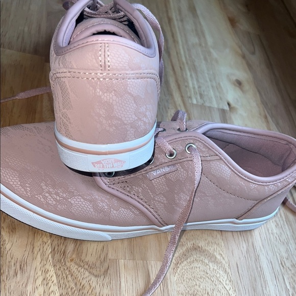 Vans Women's Blush Lace Sneakers - Picture 3 of 5
